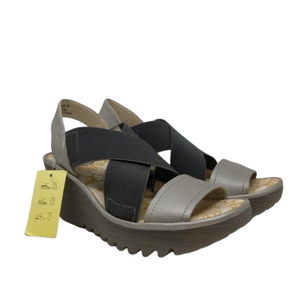 FLY London YAJI888FLY Wedge Sandal - Picture 1 of 5